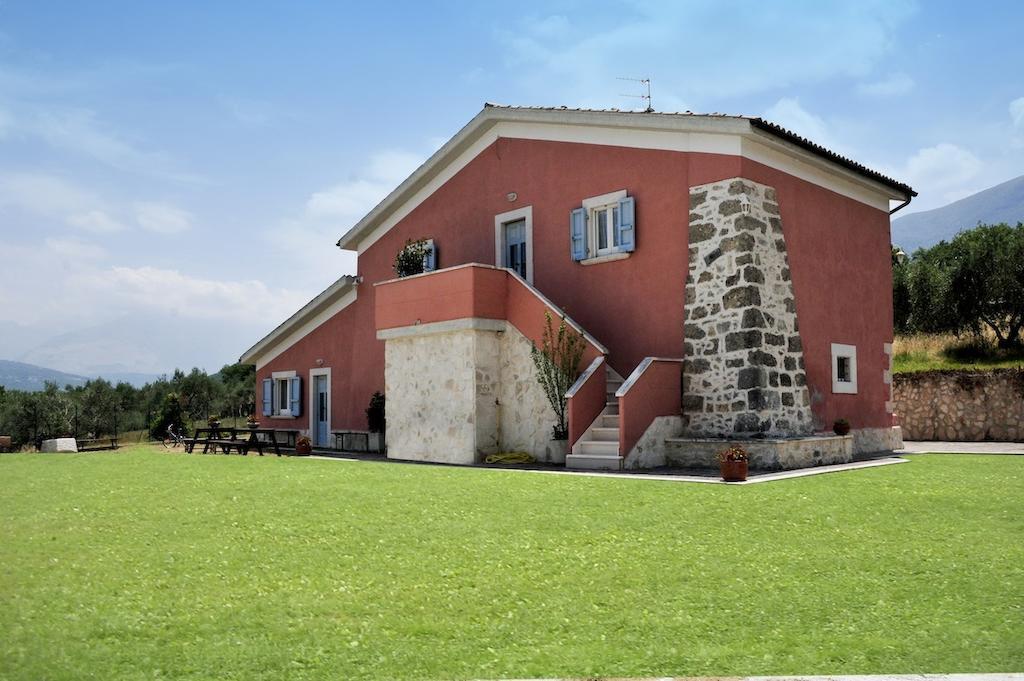 La Masseria Di Villa Giulia Tocco da Casauria Exterior foto